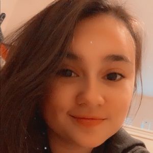 Meet your Posher, Zalea